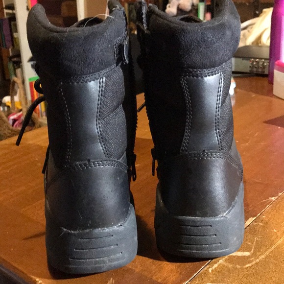 Boots - Picture 6 of 6